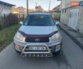 Сірий Тойота РАВ 4, об'ємом двигуна 2 л та пробігом 330 тис. км за 4350 $, фото 3 на Automoto.ua
