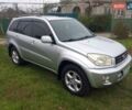 Серый Тойота РАВ 4, объемом двигателя 2 л и пробегом 250 тыс. км за 6700 $, фото 2 на Automoto.ua