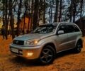 Серый Тойота РАВ 4, объемом двигателя 2 л и пробегом 273 тыс. км за 7300 $, фото 3 на Automoto.ua