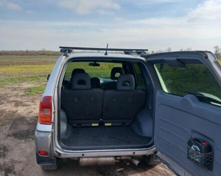 Сірий Тойота РАВ 4, об'ємом двигуна 2 л та пробігом 70 тис. км за 4800 $, фото 2 на Automoto.ua