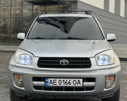 Серый Тойота РАВ 4, объемом двигателя 2 л и пробегом 242 тыс. км за 5499 $, фото 7 на Automoto.ua