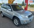 Серый Тойота РАВ 4, объемом двигателя 2 л и пробегом 209 тыс. км за 6900 $, фото 1 на Automoto.ua