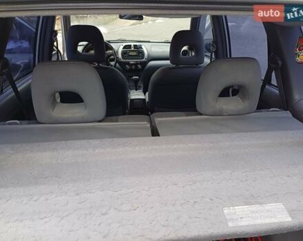 Серый Тойота РАВ 4, объемом двигателя 2 л и пробегом 309 тыс. км за 5400 $, фото 10 на Automoto.ua