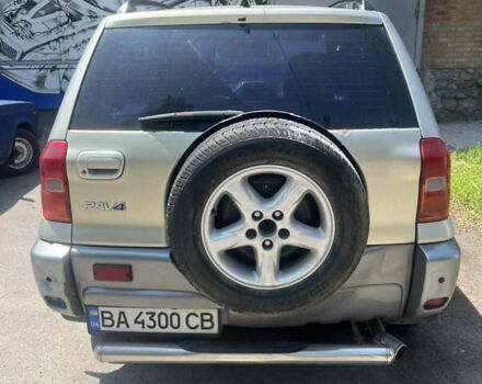 Сірий Тойота РАВ 4, об'ємом двигуна 2 л та пробігом 216 тис. км за 6200 $, фото 2 на Automoto.ua