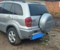 Сірий Тойота РАВ 4, об'ємом двигуна 2 л та пробігом 175 тис. км за 6500 $, фото 2 на Automoto.ua