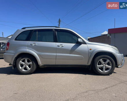 Серый Тойота РАВ 4, объемом двигателя 2 л и пробегом 266 тыс. км за 4999 $, фото 5 на Automoto.ua