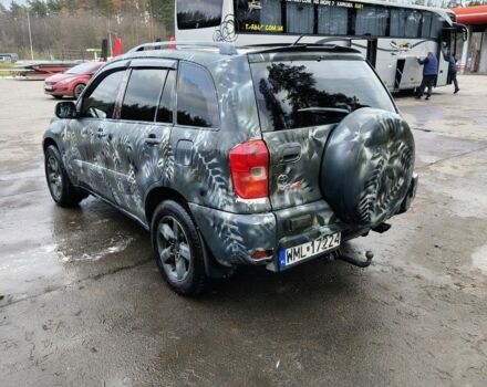 Серый Тойота РАВ 4, объемом двигателя 2 л и пробегом 290 тыс. км за 3050 $, фото 3 на Automoto.ua