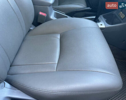 Серый Тойота РАВ 4, объемом двигателя 2 л и пробегом 266 тыс. км за 4999 $, фото 13 на Automoto.ua