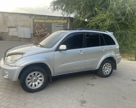 Сірий Тойота РАВ 4, об'ємом двигуна 2 л та пробігом 210 тис. км за 5850 $, фото 5 на Automoto.ua