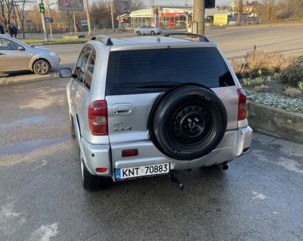 Серый Тойота РАВ 4, объемом двигателя 2 л и пробегом 244 тыс. км за 3650 $, фото 3 на Automoto.ua