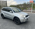 Серый Тойота РАВ 4, объемом двигателя 2 л и пробегом 203 тыс. км за 6300 $, фото 2 на Automoto.ua
