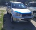 Серый Тойота РАВ 4, объемом двигателя 2 л и пробегом 200 тыс. км за 7249 $, фото 1 на Automoto.ua
