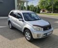 Сірий Тойота РАВ 4, об'ємом двигуна 2 л та пробігом 206 тис. км за 7000 $, фото 1 на Automoto.ua