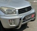 Серый Тойота РАВ 4, объемом двигателя 2 л и пробегом 204 тыс. км за 7190 $, фото 3 на Automoto.ua