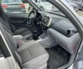 Серый Тойота РАВ 4, объемом двигателя 2 л и пробегом 290 тыс. км за 3827 $, фото 3 на Automoto.ua