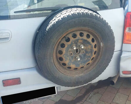 Сірий Тойота РАВ 4, об'ємом двигуна 2 л та пробігом 300 тис. км за 5000 $, фото 8 на Automoto.ua