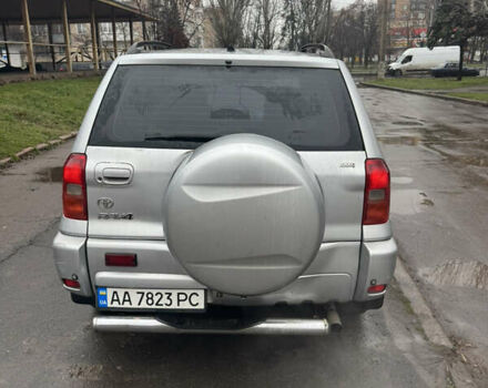 Серый Тойота РАВ 4, объемом двигателя 2 л и пробегом 243 тыс. км за 6500 $, фото 3 на Automoto.ua
