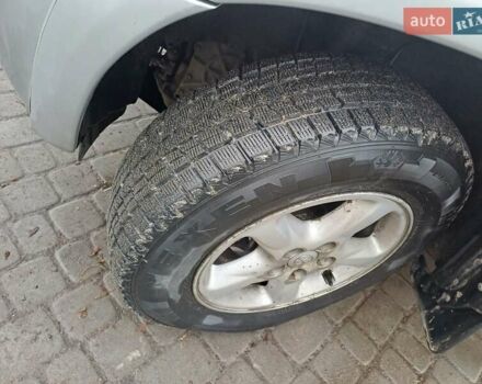 Серый Тойота РАВ 4, объемом двигателя 2 л и пробегом 309 тыс. км за 5400 $, фото 12 на Automoto.ua