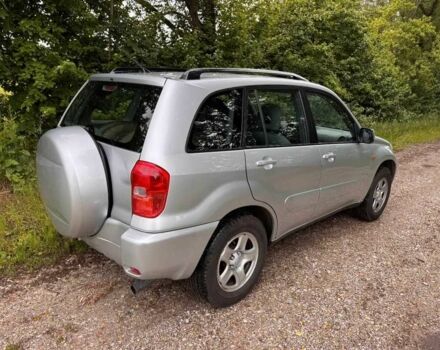 Серый Тойота РАВ 4, объемом двигателя 2 л и пробегом 147 тыс. км за 1700 $, фото 4 на Automoto.ua