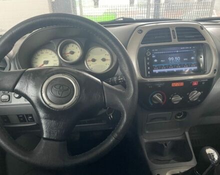 Сірий Тойота РАВ 4, об'ємом двигуна 2 л та пробігом 290 тис. км за 2500 $, фото 2 на Automoto.ua