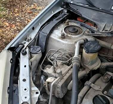 Серый Тойота РАВ 4, объемом двигателя 2 л и пробегом 325 тыс. км за 5999 $, фото 14 на Automoto.ua