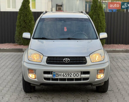 Серый Тойота РАВ 4, объемом двигателя 2 л и пробегом 180 тыс. км за 7000 $, фото 3 на Automoto.ua