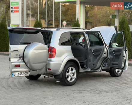 Серый Тойота РАВ 4, объемом двигателя 2 л и пробегом 180 тыс. км за 7000 $, фото 33 на Automoto.ua