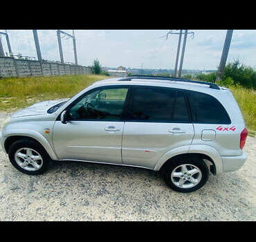 Серый Тойота РАВ 4, объемом двигателя 2 л и пробегом 306 тыс. км за 6800 $, фото 17 на Automoto.ua