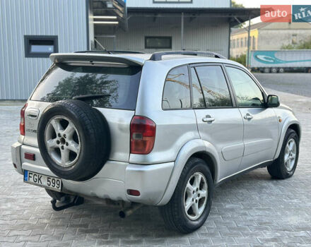 Сірий Тойота РАВ 4, об'ємом двигуна 2 л та пробігом 350 тис. км за 3400 $, фото 4 на Automoto.ua