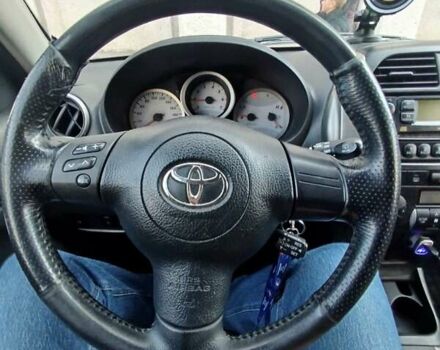 Серый Тойота РАВ 4, объемом двигателя 2 л и пробегом 300 тыс. км за 4200 $, фото 8 на Automoto.ua