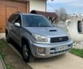 Серый Тойота РАВ 4, объемом двигателя 2 л и пробегом 384 тыс. км за 6710 $, фото 1 на Automoto.ua