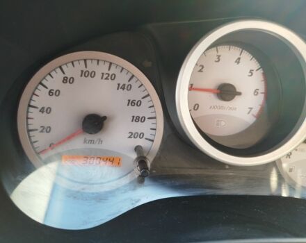 Серый Тойота РАВ 4, объемом двигателя 2 л и пробегом 300 тыс. км за 4100 $, фото 4 на Automoto.ua