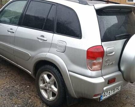 Серый Тойота РАВ 4, объемом двигателя 2 л и пробегом 186 тыс. км за 5800 $, фото 3 на Automoto.ua