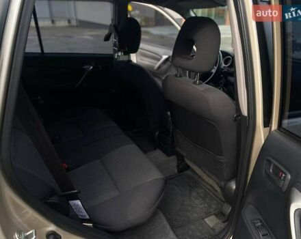 Сірий Тойота РАВ 4, об'ємом двигуна 2 л та пробігом 134 тис. км за 8190 $, фото 17 на Automoto.ua