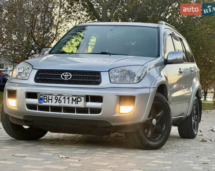 Сірий Тойота РАВ 4, об'ємом двигуна 2 л та пробігом 198 тис. км за 6999 $, фото 2 на Automoto.ua