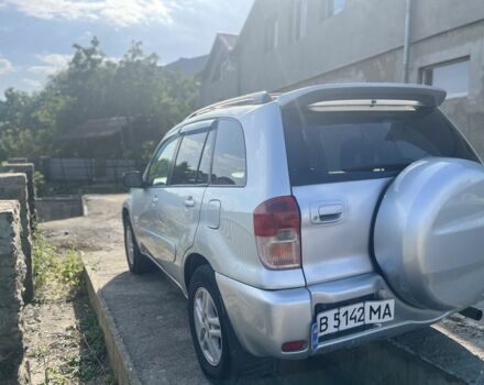 Сірий Тойота РАВ 4, об'ємом двигуна 2 л та пробігом 270 тис. км за 6450 $, фото 3 на Automoto.ua