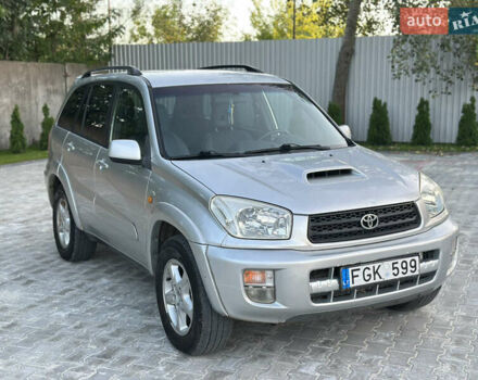 Сірий Тойота РАВ 4, об'ємом двигуна 2 л та пробігом 350 тис. км за 3400 $, фото 1 на Automoto.ua
