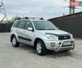 Серый Тойота РАВ 4, объемом двигателя 2 л и пробегом 157 тыс. км за 6500 $, фото 1 на Automoto.ua