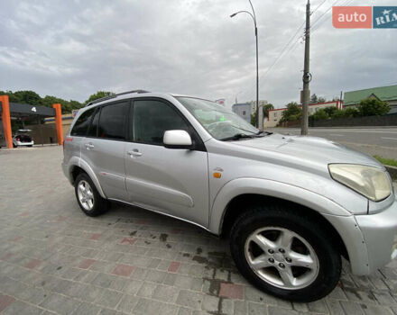 Серый Тойота РАВ 4, объемом двигателя 2 л и пробегом 306 тыс. км за 6800 $, фото 7 на Automoto.ua