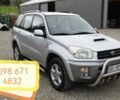 Сірий Тойота РАВ 4, об'ємом двигуна 2 л та пробігом 250 тис. км за 2001 $, фото 1 на Automoto.ua