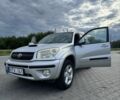 Серый Тойота РАВ 4, объемом двигателя 2 л и пробегом 290 тыс. км за 4600 $, фото 12 на Automoto.ua