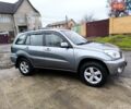 Серый Тойота РАВ 4, объемом двигателя 2 л и пробегом 130 тыс. км за 6800 $, фото 2 на Automoto.ua