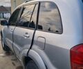 Сірий Тойота РАВ 4, об'ємом двигуна 2 л та пробігом 440 тис. км за 5843 $, фото 4 на Automoto.ua