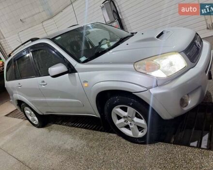 Сірий Тойота РАВ 4, об'ємом двигуна 2 л та пробігом 188 тис. км за 5500 $, фото 19 на Automoto.ua