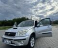 Серый Тойота РАВ 4, объемом двигателя 2 л и пробегом 290 тыс. км за 4600 $, фото 2 на Automoto.ua