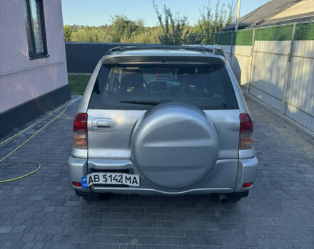 Серый Тойота РАВ 4, объемом двигателя 2 л и пробегом 275 тыс. км за 6450 $, фото 4 на Automoto.ua