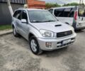 Серый Тойота РАВ 4, объемом двигателя 2 л и пробегом 300 тыс. км за 3800 $, фото 1 на Automoto.ua