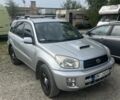 Серый Тойота РАВ 4, объемом двигателя 2 л и пробегом 230 тыс. км за 4700 $, фото 1 на Automoto.ua