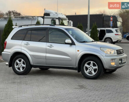 Серый Тойота РАВ 4, объемом двигателя 2 л и пробегом 180 тыс. км за 7000 $, фото 12 на Automoto.ua