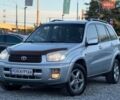 Сірий Тойота РАВ 4, об'ємом двигуна 2 л та пробігом 237 тис. км за 6500 $, фото 1 на Automoto.ua
